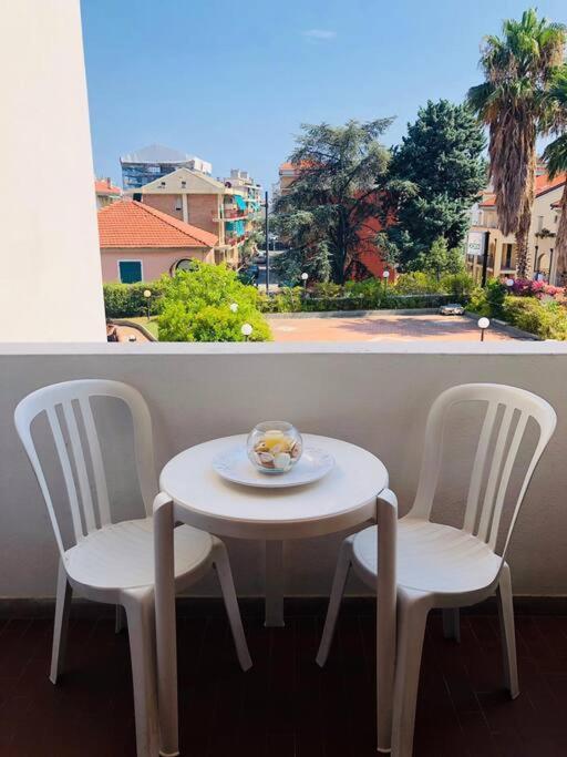شقة Pietra Ligure - Essential With Swimming Pool المظهر الخارجي الصورة